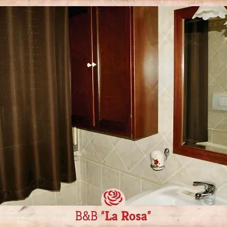 La Rosa 3*
