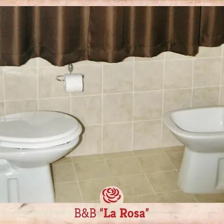 ベッド・アンド・ブレックファスト La Rosa 3*